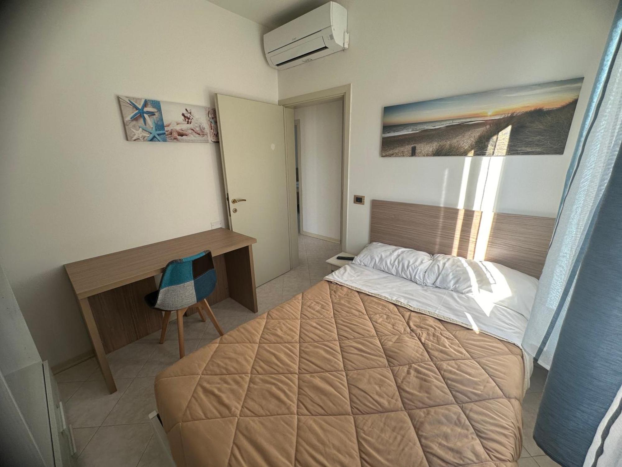 Beach House Holiday Apartments Rimini Extérieur photo