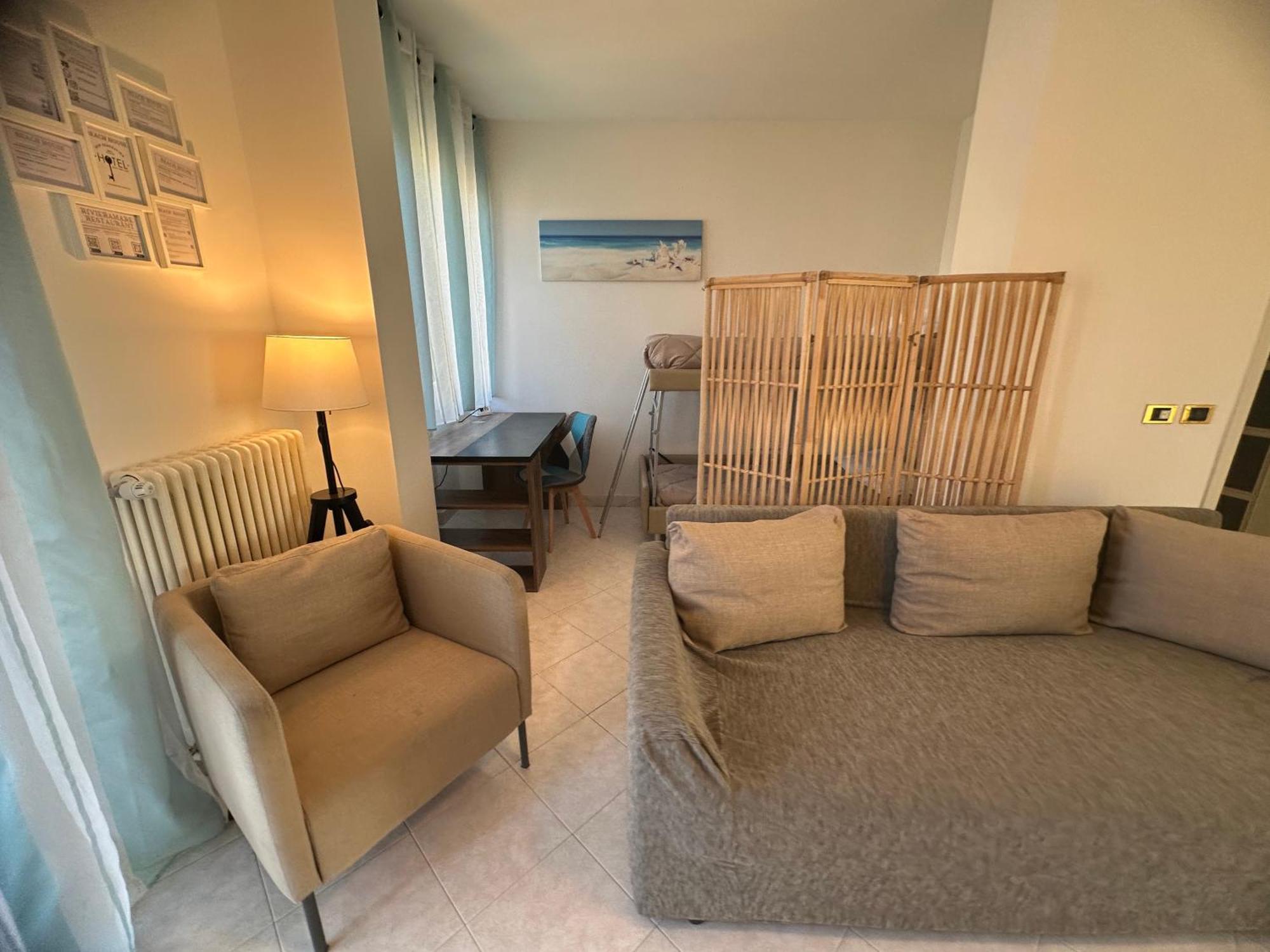 Beach House Holiday Apartments Rimini Extérieur photo