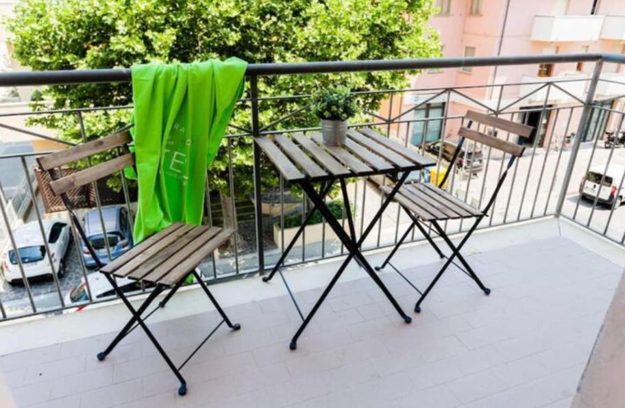 Beach House Holiday Apartments Rimini Extérieur photo