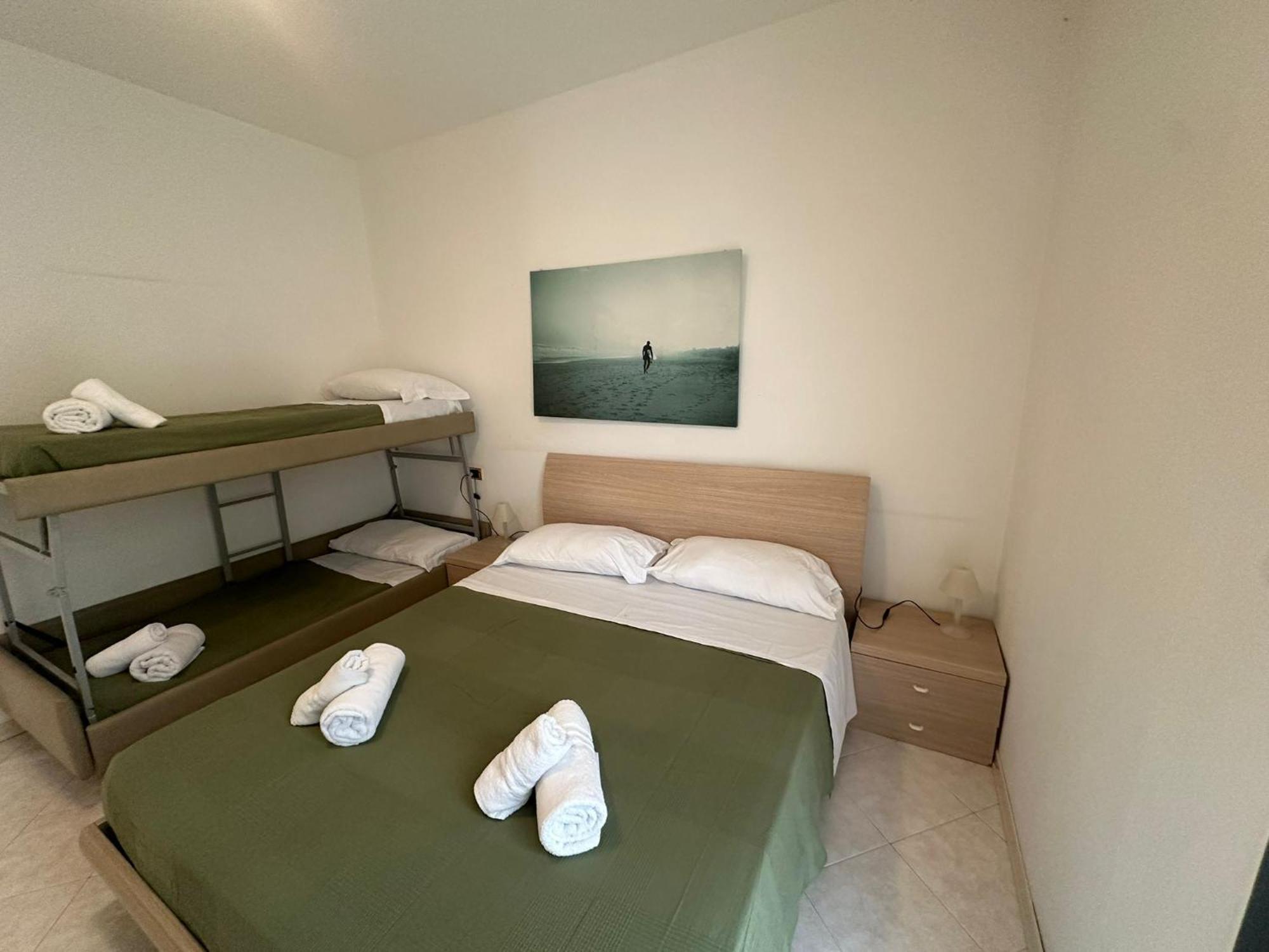 Beach House Holiday Apartments Rimini Extérieur photo