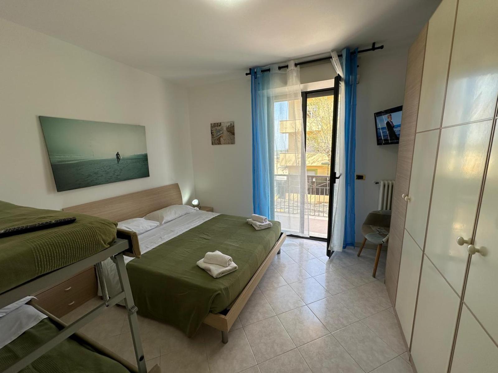 Beach House Holiday Apartments Rimini Extérieur photo